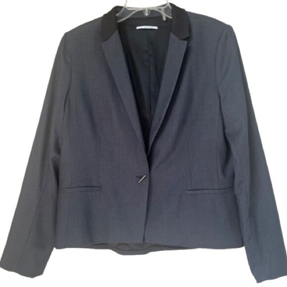 Vintage T. Tahari Gray Stretch Toggle Button Cropped Blazer Jacket Plus Sz 14W - Picture 1 of 14
